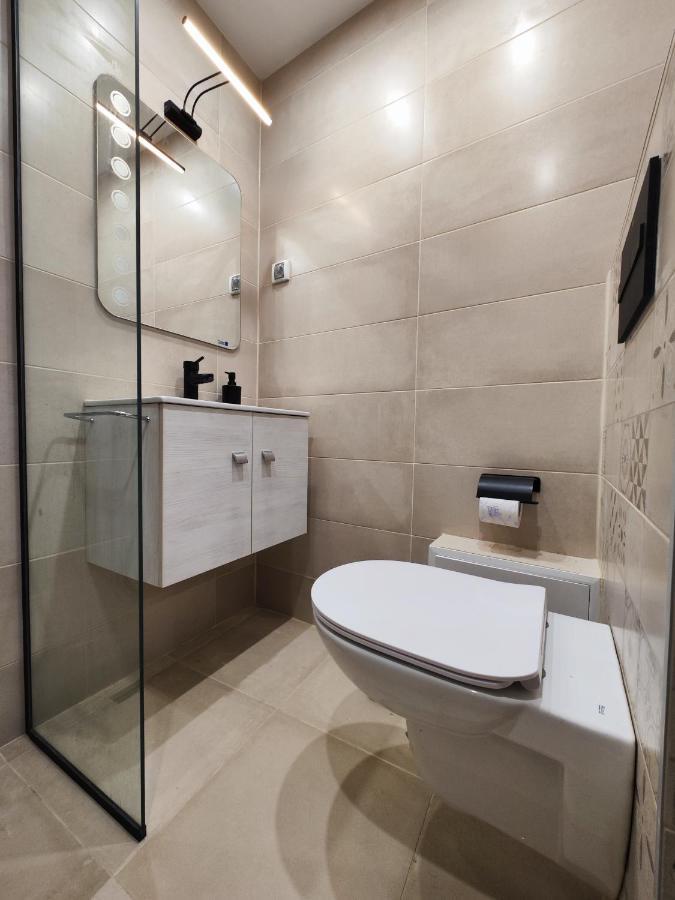 Apart Sofia Lion Bridge 2Bdr Self Check In Apartment ภายนอก รูปภาพ